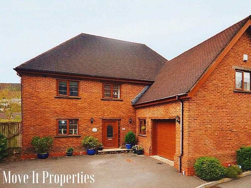6 bed detached house for rent £335 pw